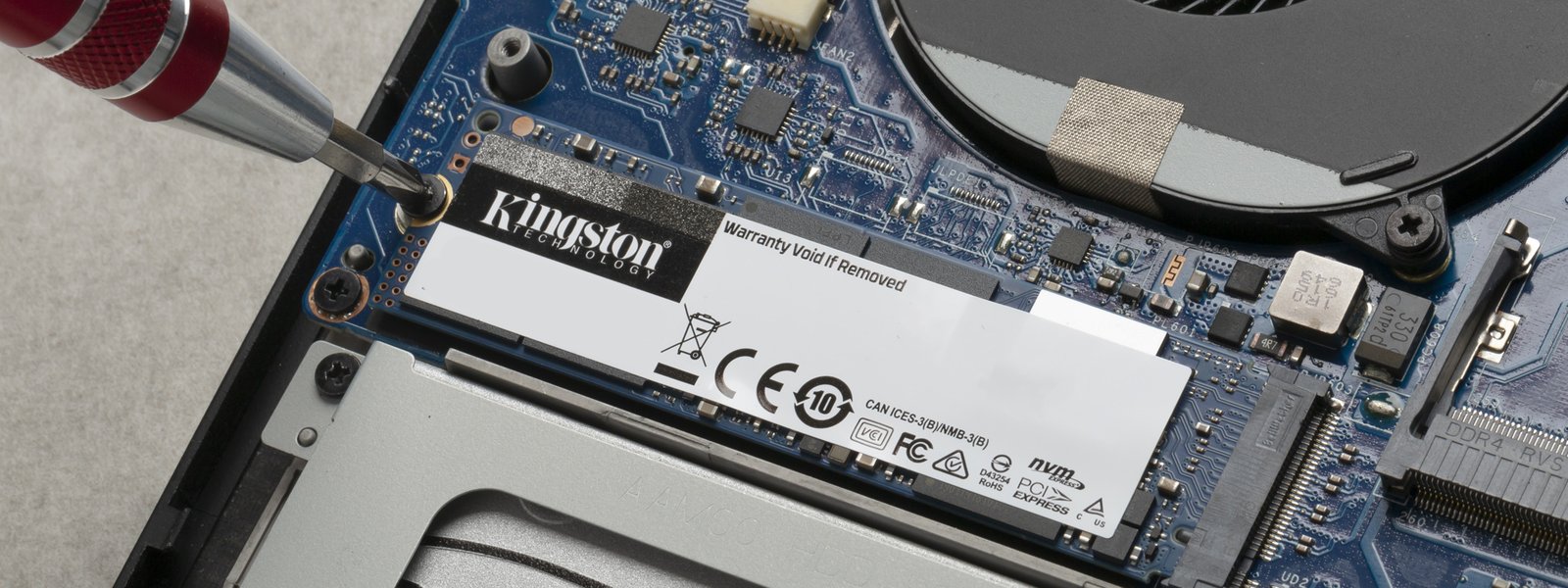 How to install the SSD