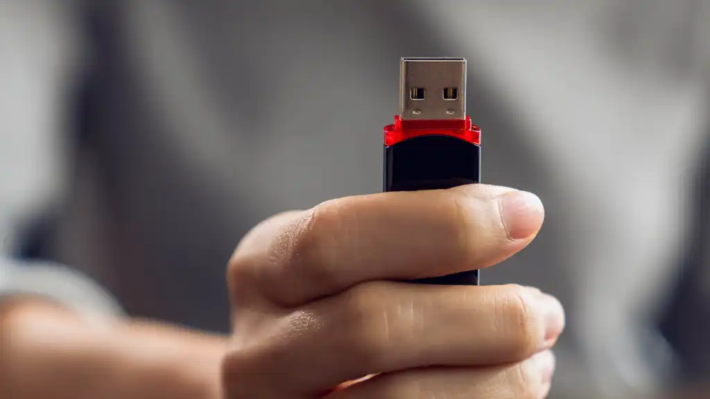 When a flash drive is genuinely the right choice